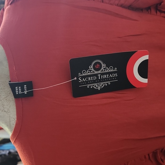 NWT Sacred Threads Rust color ruffled, slip over, blouse or tunic one size - Picture 4 of 7